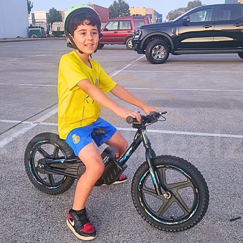 Kids Electric Balance Bike 250 W 21V 16 Powered Bicycle Child E bike Children No Pedal