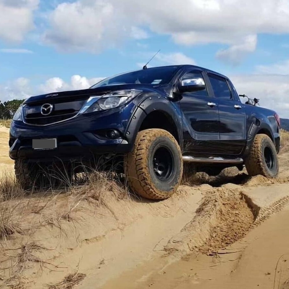 Mazda BT-50 Pro 2012 - 17 Pocket Style Textured Fender Flares BT50