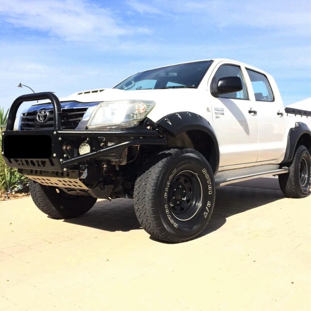 Cobra 4x4 Jungle Flares suitable for Hilux Facelift 2012-2015 