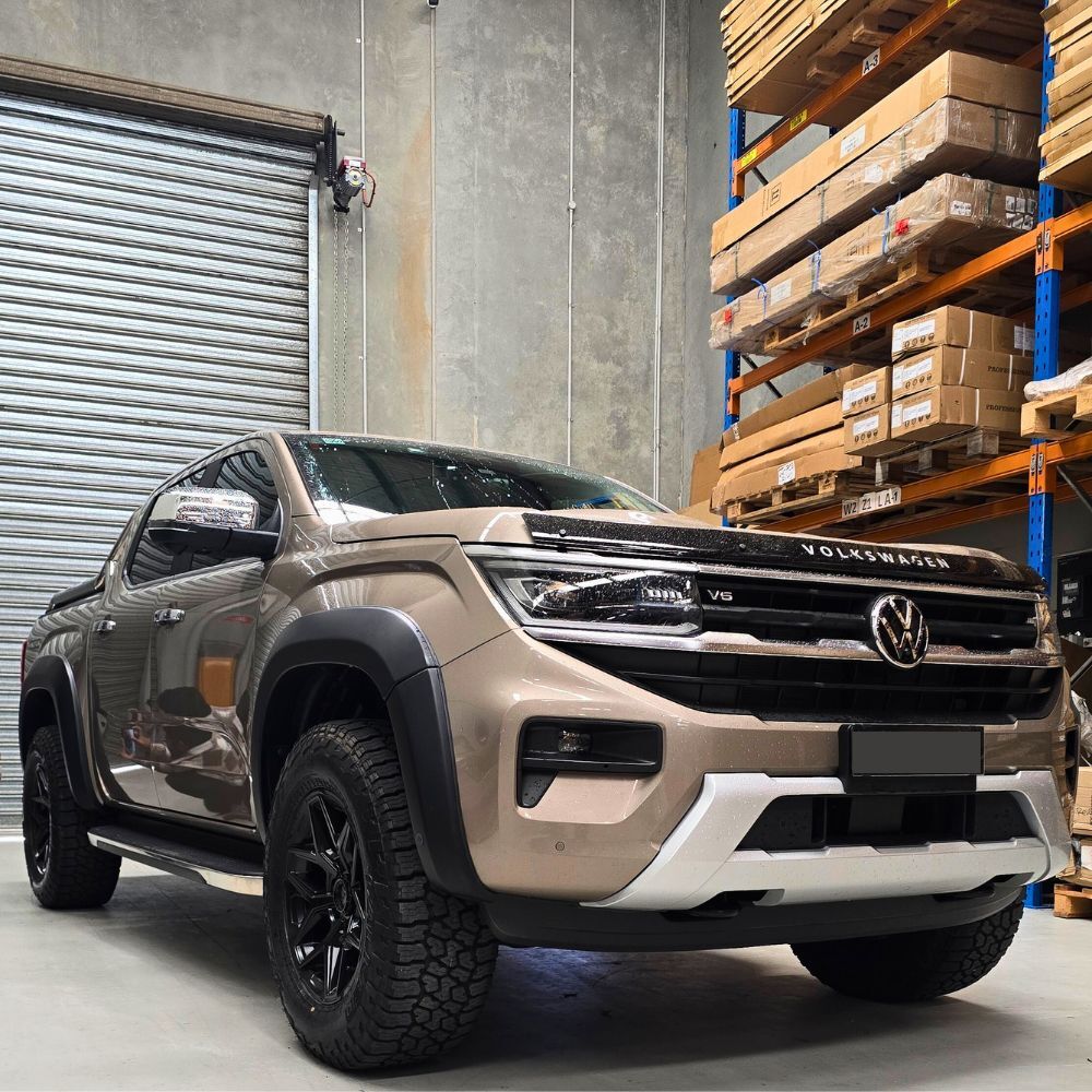 Matte Black OEM Fender Flares With Sensor Hole Fits Amarok 2023 Onwards Dual Cab Black Guard