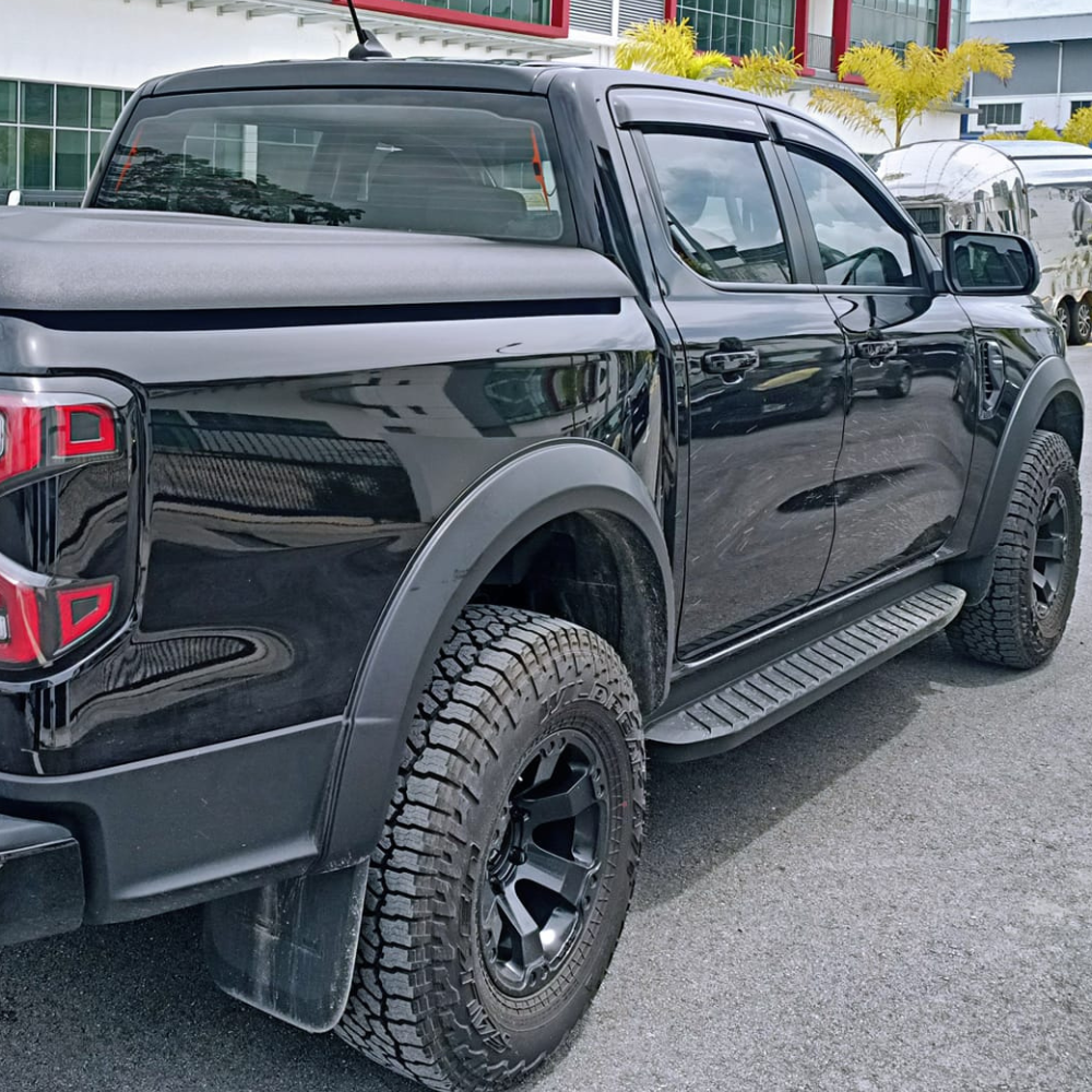 Matte Black OEM Fender Flares With Sensor Fits Ford Ranger Wildtrak Next Gen 2022 + MY22 Dual Cab