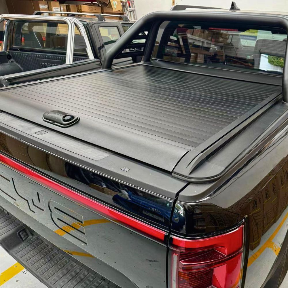 Cobra 4X4 M-Spec Retractable Roller Shutter fits BYD Shark 6 2024 Onwards Tub Manual Tonneau Roll Cover Black