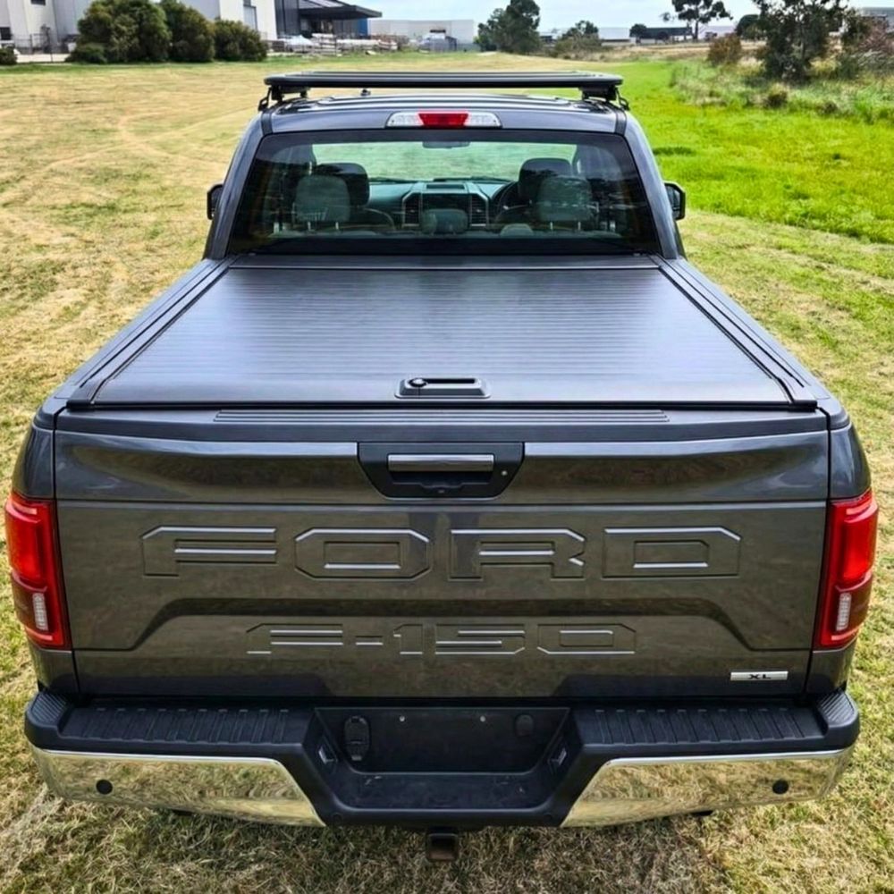 Cobra 4X4 M-Spec Retractable Roller Shutter fits Ford F-150 2015 Onwards F150 5.5' Tub Manual Tonneau Roll Cover Black