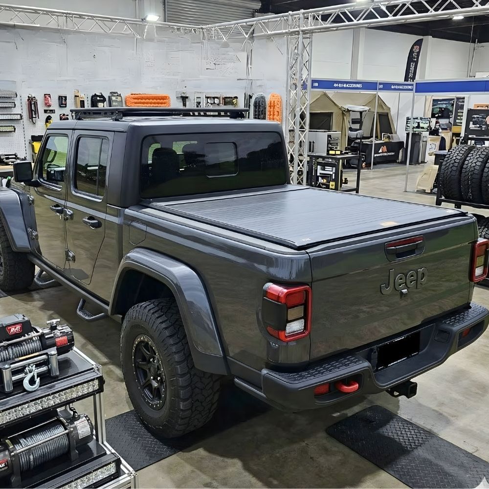 Cobra 4X4 M-Spec Electric Retractable Roller Shutter fits Jeep JT Gladiator Tub Tonneau Roll Cover Black Lid