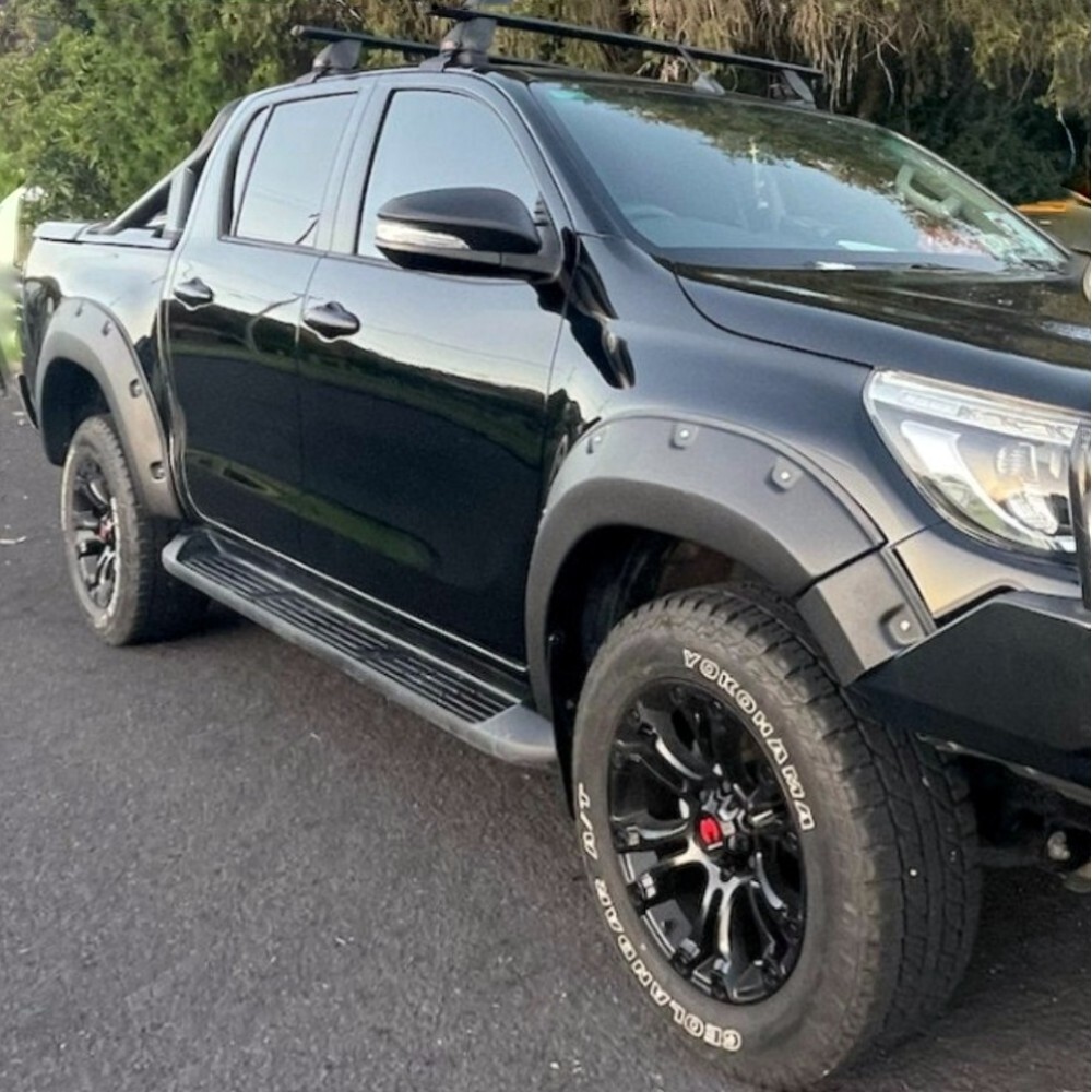 Pocket Style Textured Flares suitable for TOYOTA HILUX 2015 2016 2017 2018 2019 Satin textured black