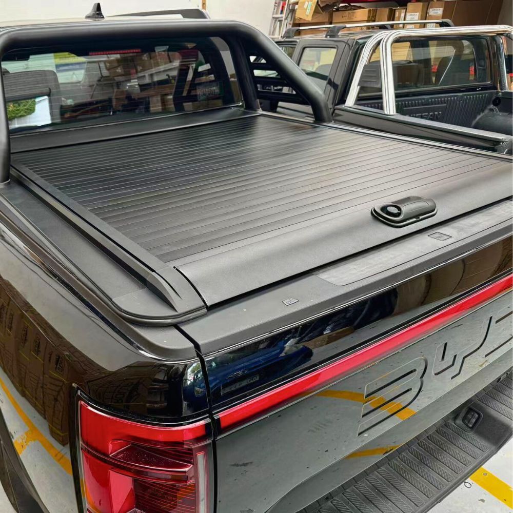 Premium Cobra 4x4 Retractable Manual Roller Shutter Fits BYD Shark 6 2024 Onwards Tub Tonneau Roll Cover Black
