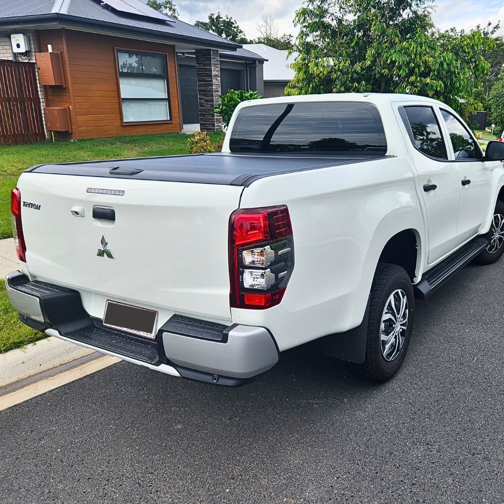 Premium Cobra 4x4 Retractable Roller Shutter fits Mitsubishi Triton 2024 Onwards Tub Manual Tonneau Roll Cover Black