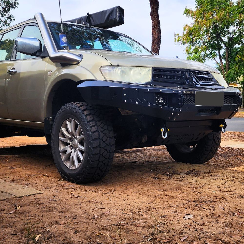 Heavy Duty Steel Bull Bar Bullbar Suits Mitsubishi Triton MN ML 2006-2014 Challenger PB Winch Compatible Bar