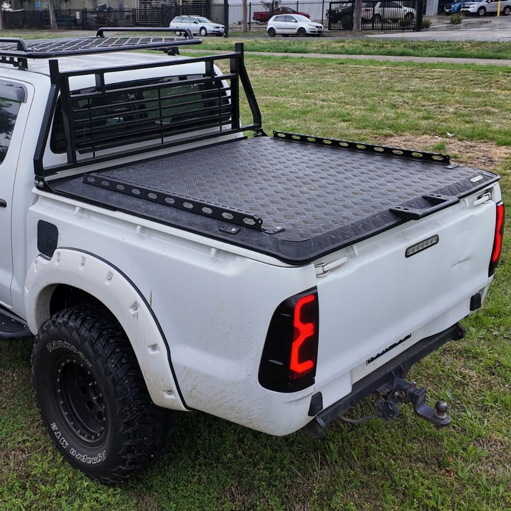 Universal Steel Tub Headboard Rack Sportsbar Suits Hilux Ranger Dmax BT50 Amarok Cab Ute Back Board