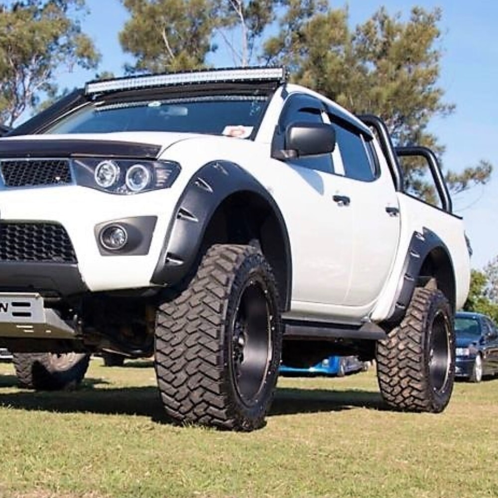 MITSUBISHI TRITON JUNGLE 80mm FENDER FLARES 2006 2014 MN ML GUARD