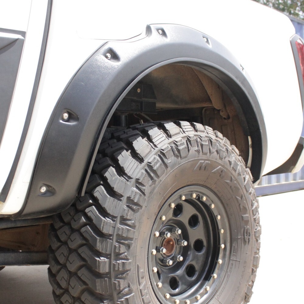 Rubber Fender Flares Flexible Wheel Arch Cover 20mm Wide x 3m Adhesive