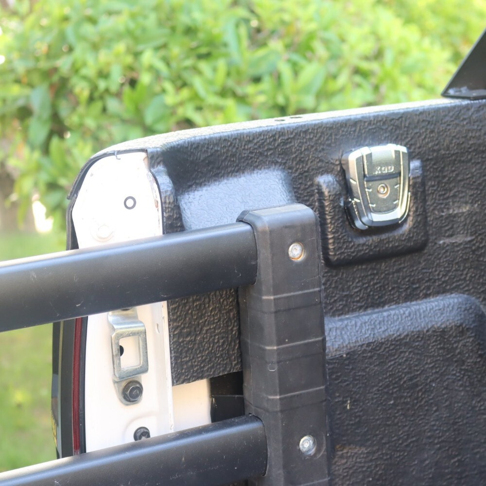 ute tie down anchors