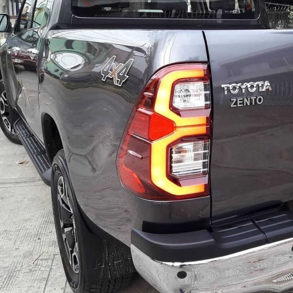 Toyota hilux clearance tail light