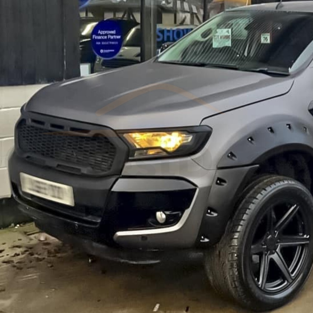 Ford Ranger Wildtrak 2018-2022 Matte Black Front Grille w/ red