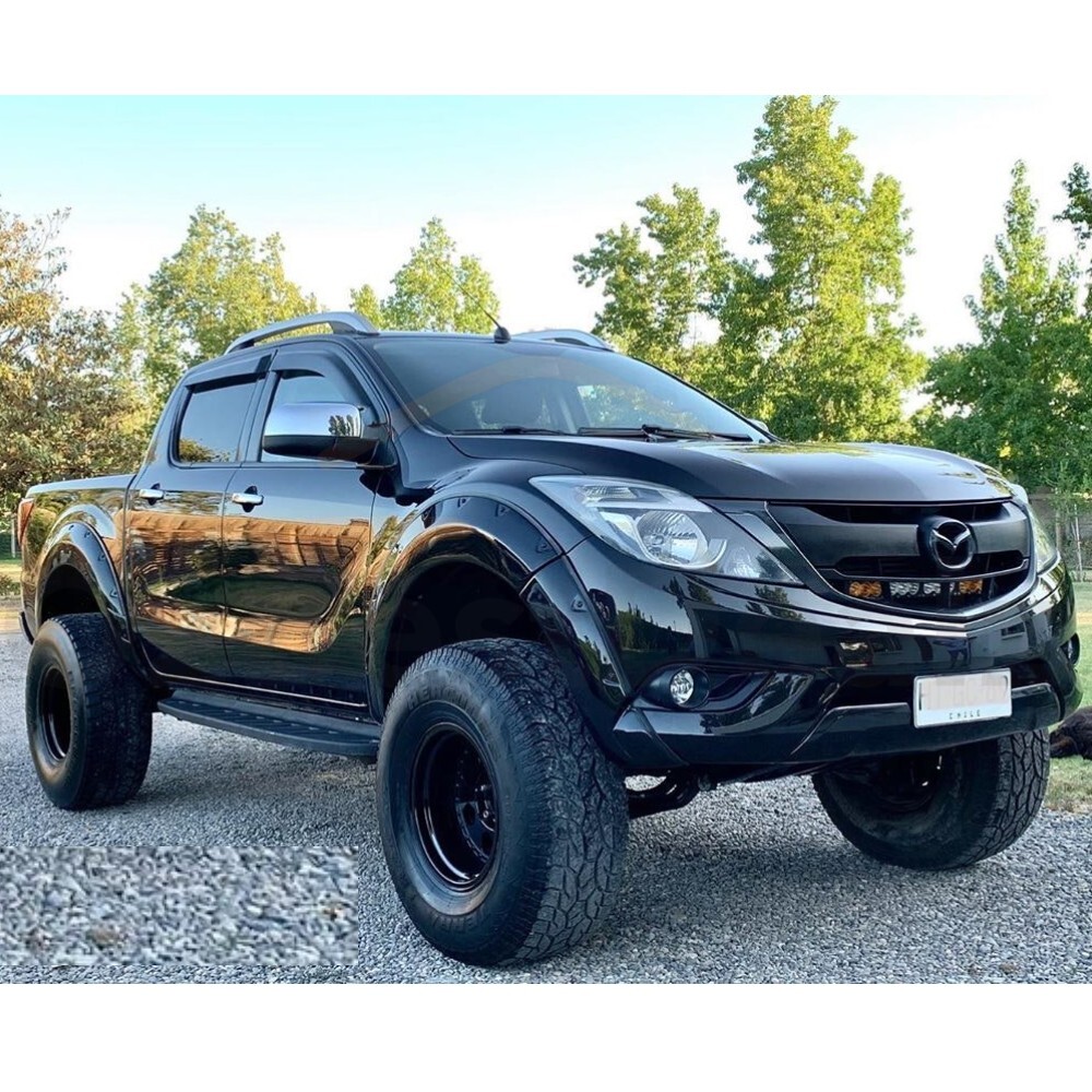 Mazda BT-50 Pro 2012 - 17 Pocket Style Gloss black Fender Flares BT50